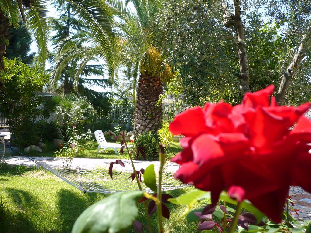 Villa Antonio Calderisi Вьесте Экстерьер фото